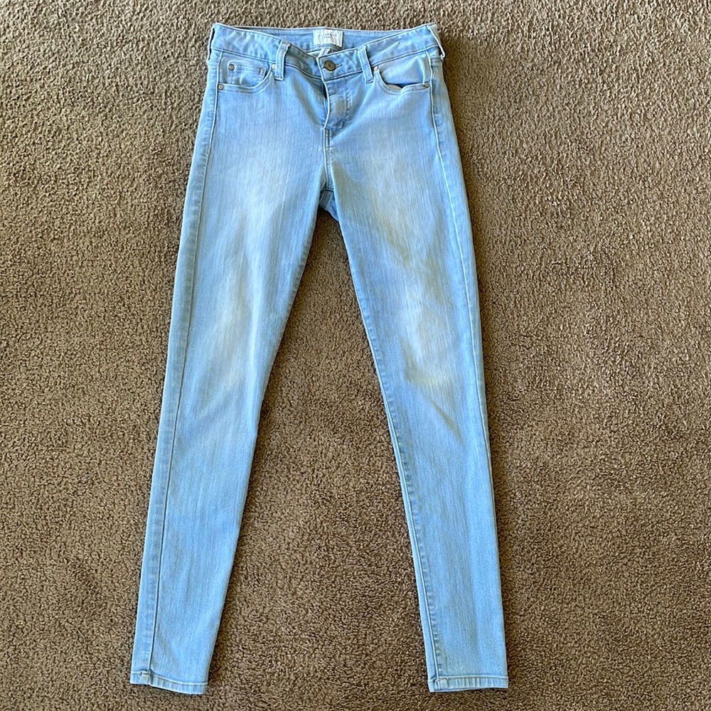 Celebrity Pink Jeans that fit so perfectly to your body. Very stretchy as well